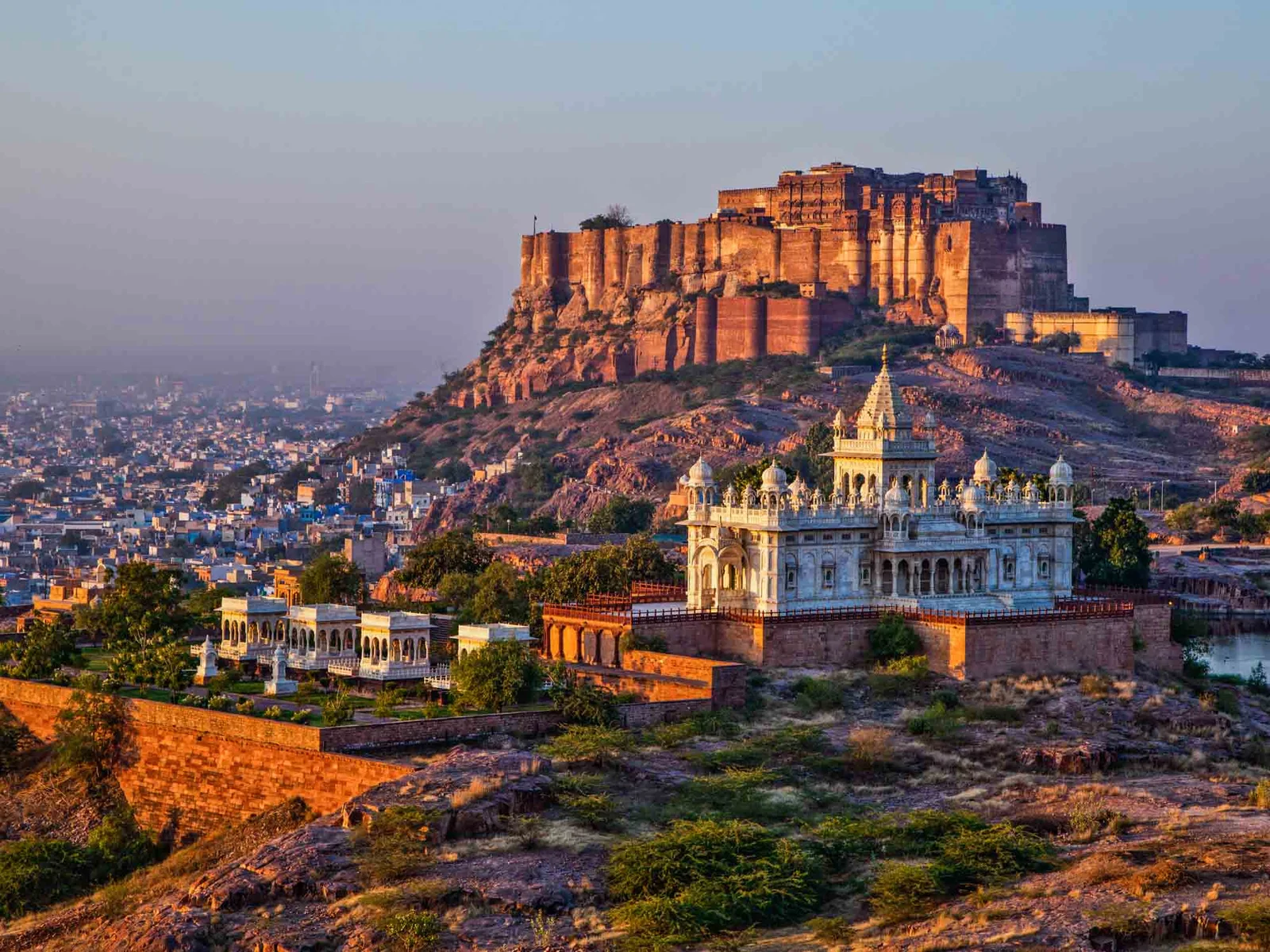 Mehrangarh-Fort-and-Jaswant-Thada-Mausoleum-Jodhpur-Rajasthan-India