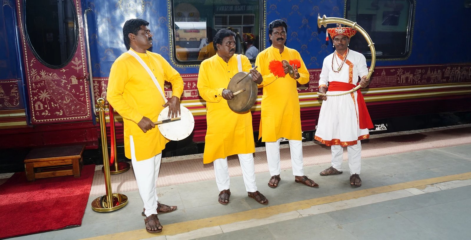 Deccan-odyssey-train-Welcome